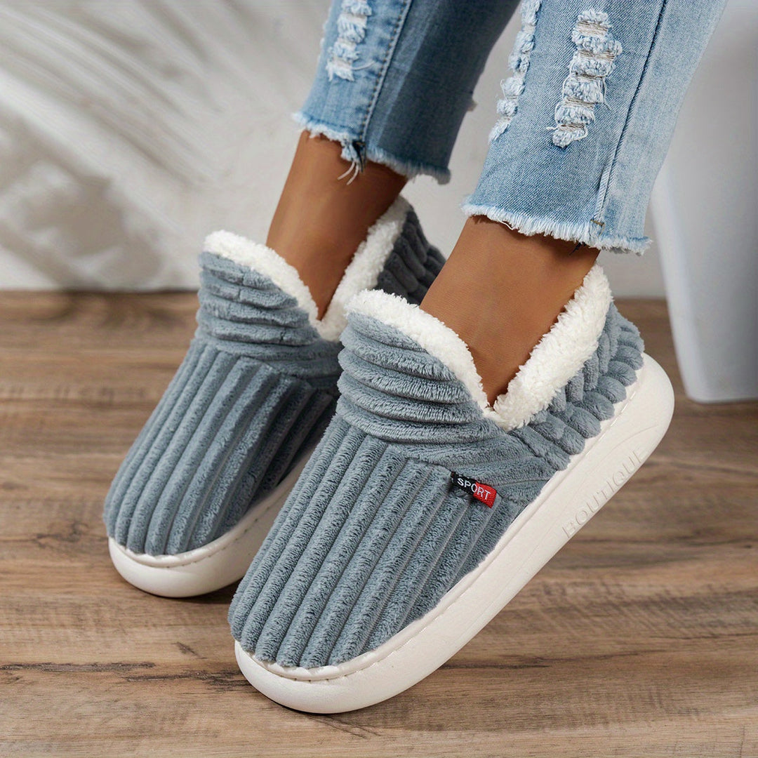 Hayden Zuri™ | Chaussons Douillets et Confortables