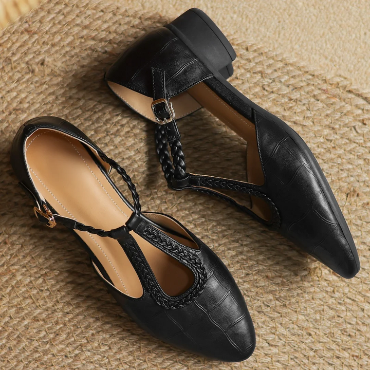 Cuir Mary Janes