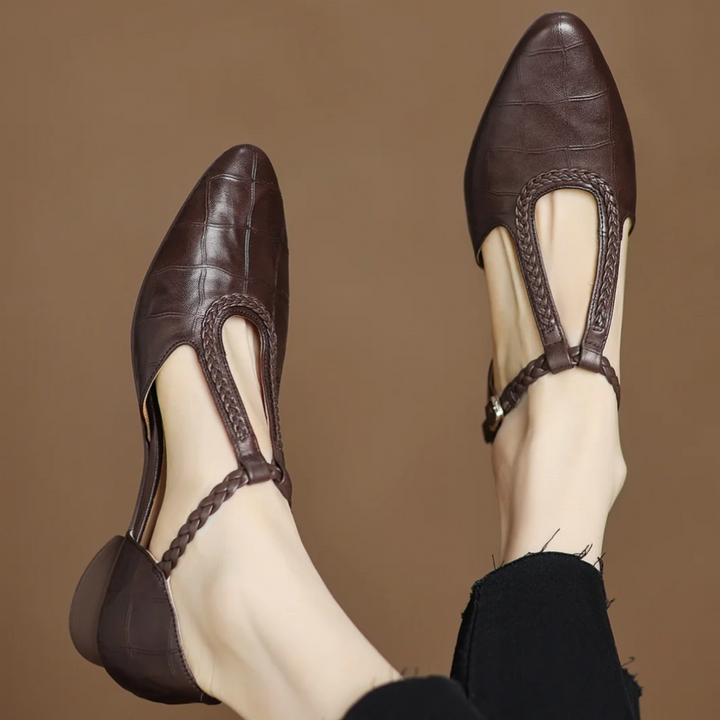 Cuir Mary Janes