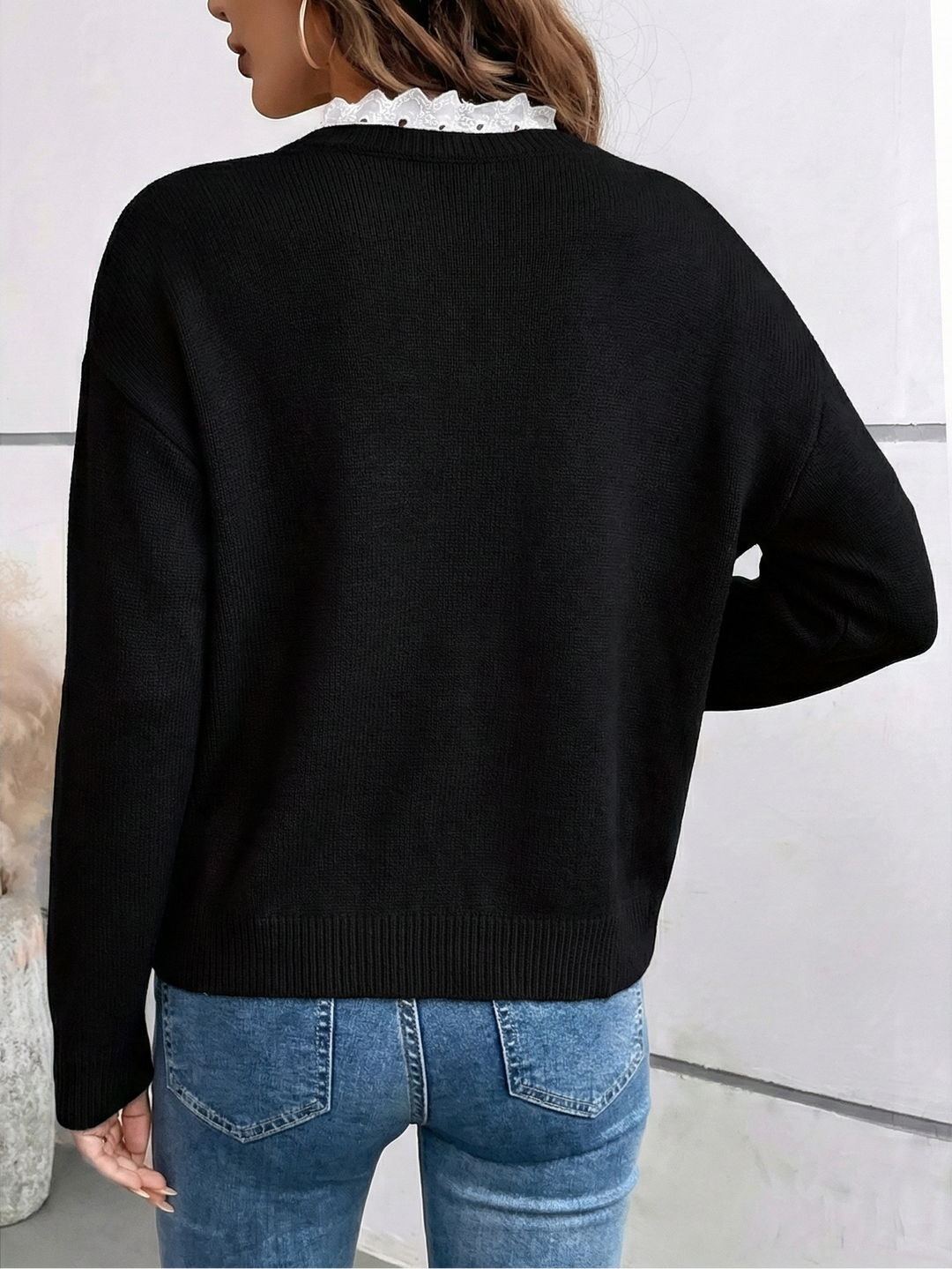 Blouse en Tricot avec Col en Dentelle Elicera