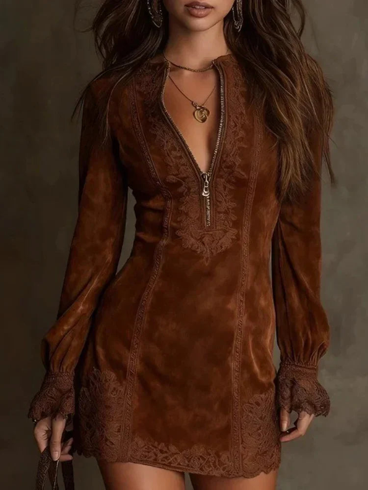 Robe courte en daim à lacets - Élégance Féminine