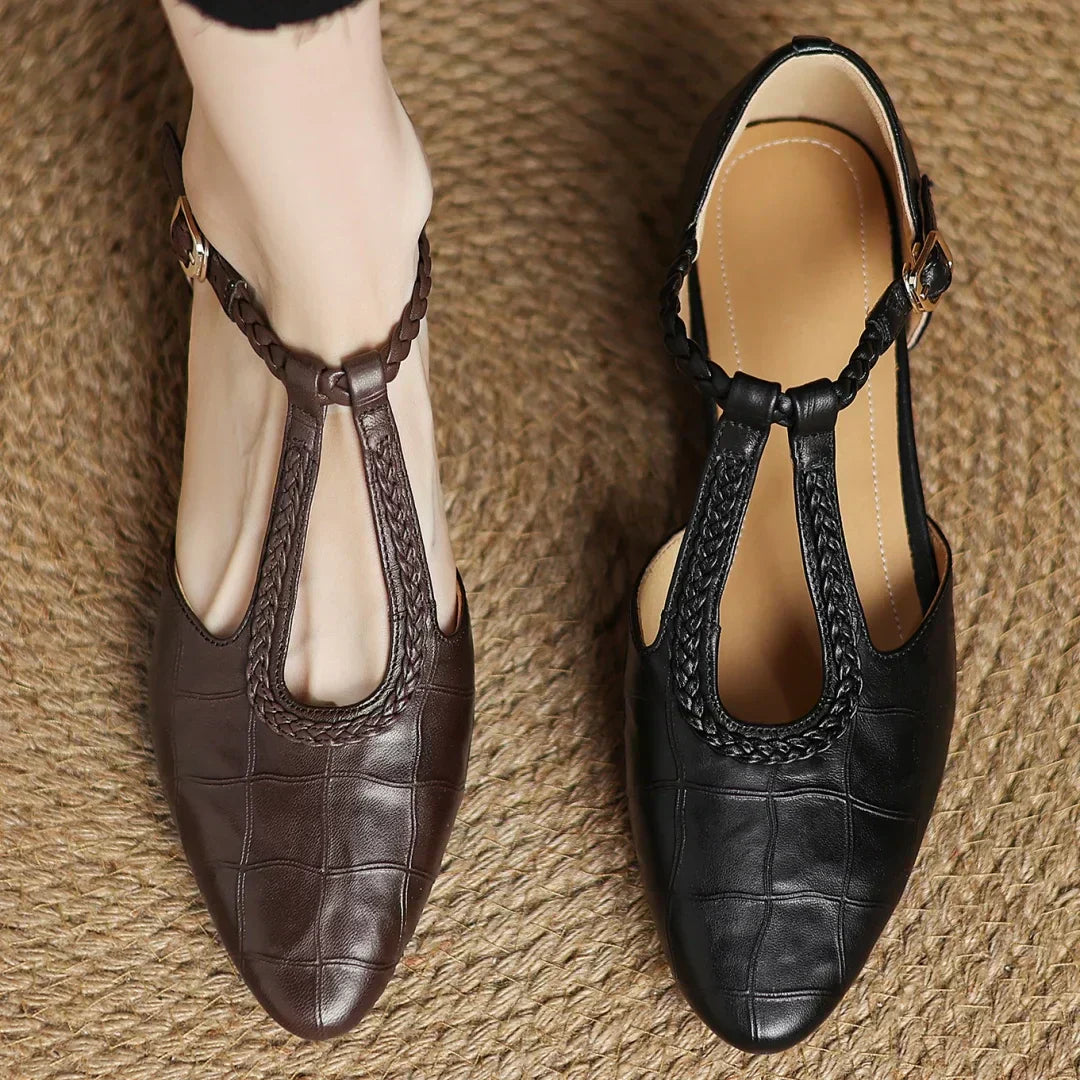 Cuir Mary Janes