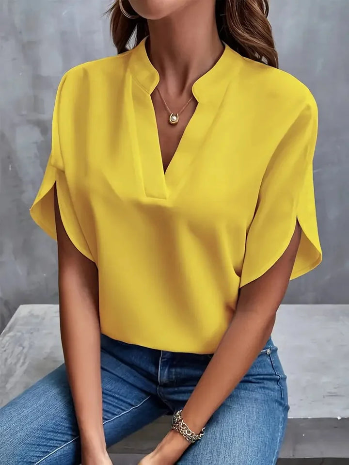 Delia | Blouse Élégante à Col V