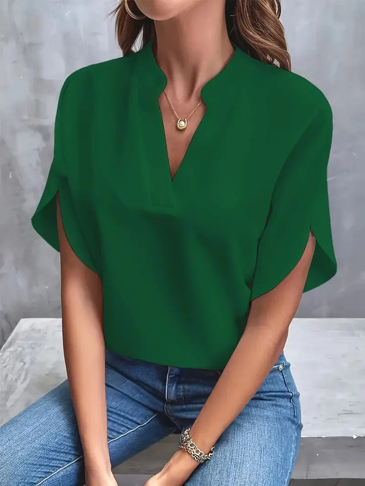 Delia | Blouse Élégante à Col V