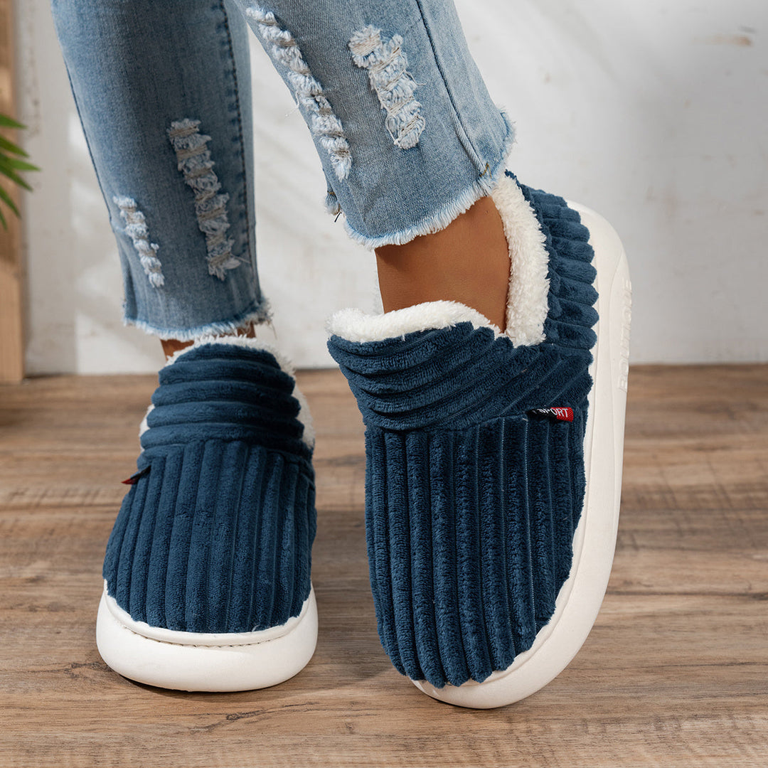 Hayden Zuri™ | Chaussons Douillets et Confortables