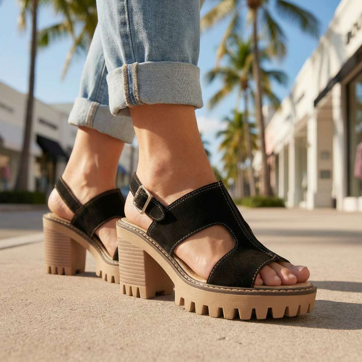 Talons Larissa