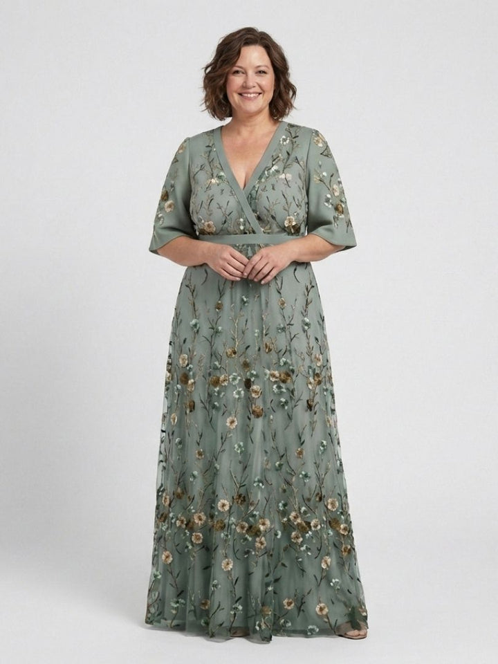 Evadne | Maxi Robe Brodée à Col en V