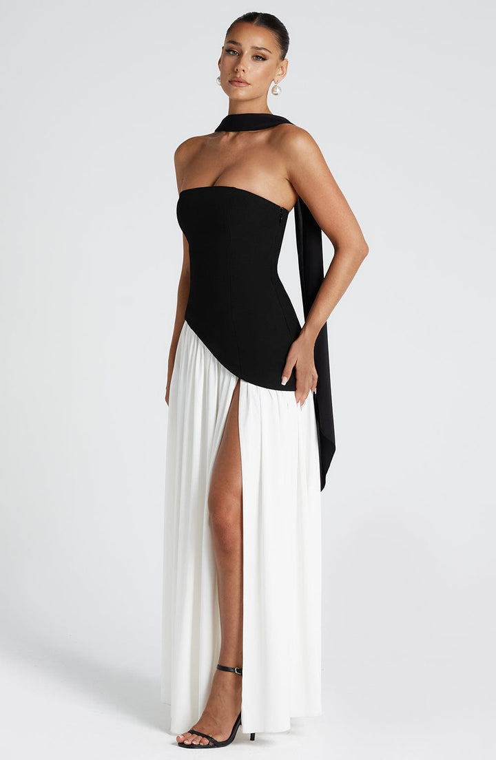 Marisela™ | Sophisticated Maxi Robe