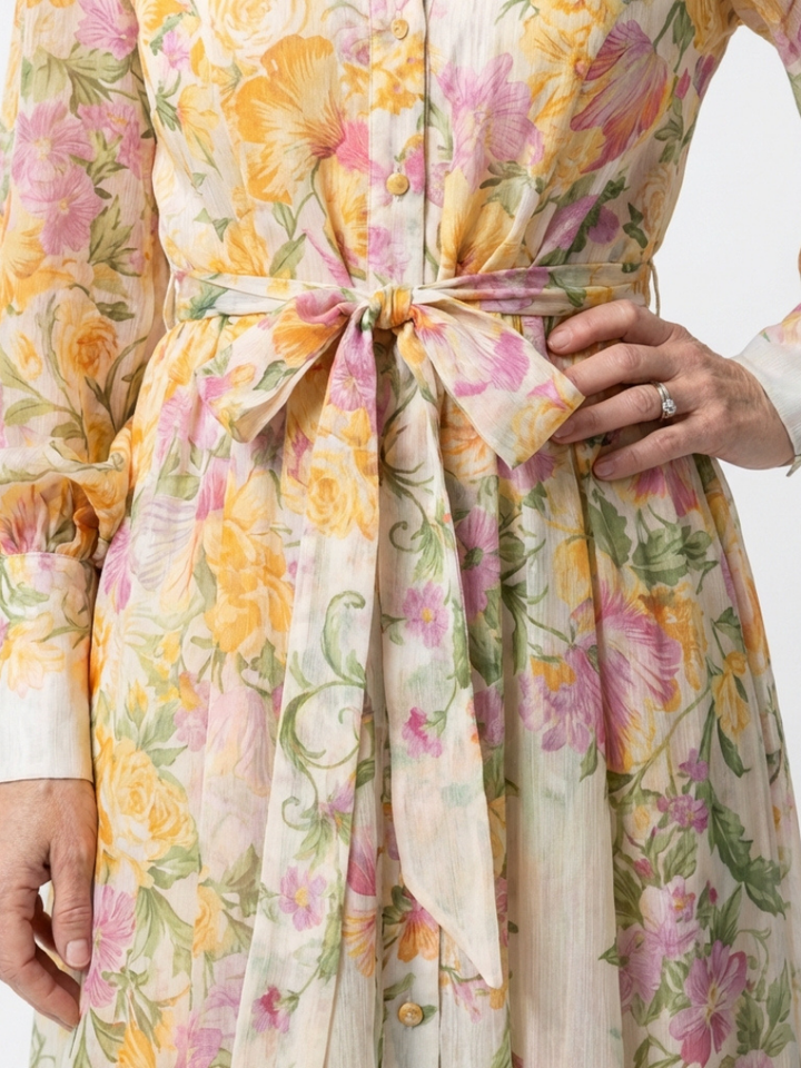 Cressida | Robe maxi longue à manches longues en tissu floral léger